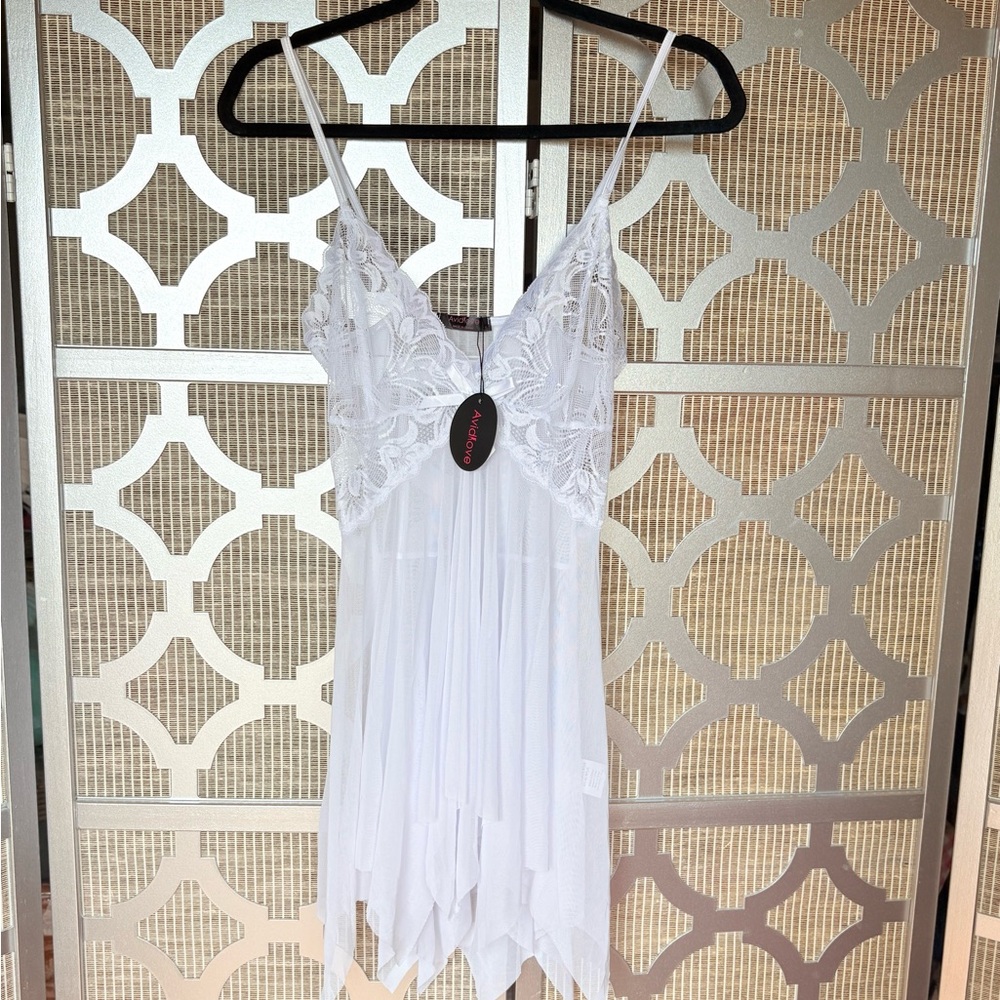NWT White Asymmetrical Hem Chemise for Intimate Comfort